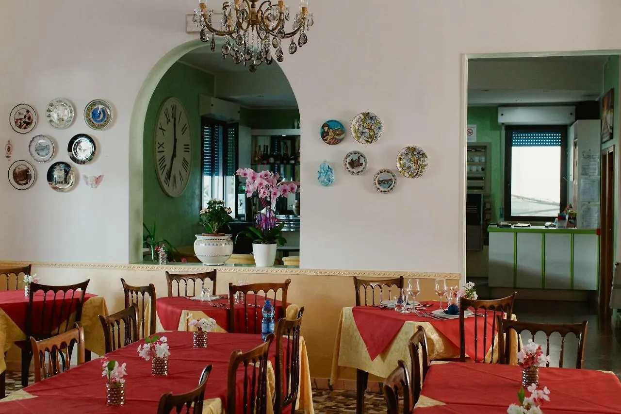 Hotel Lauretta Bellaria-Igea Marina 3*,  Italien