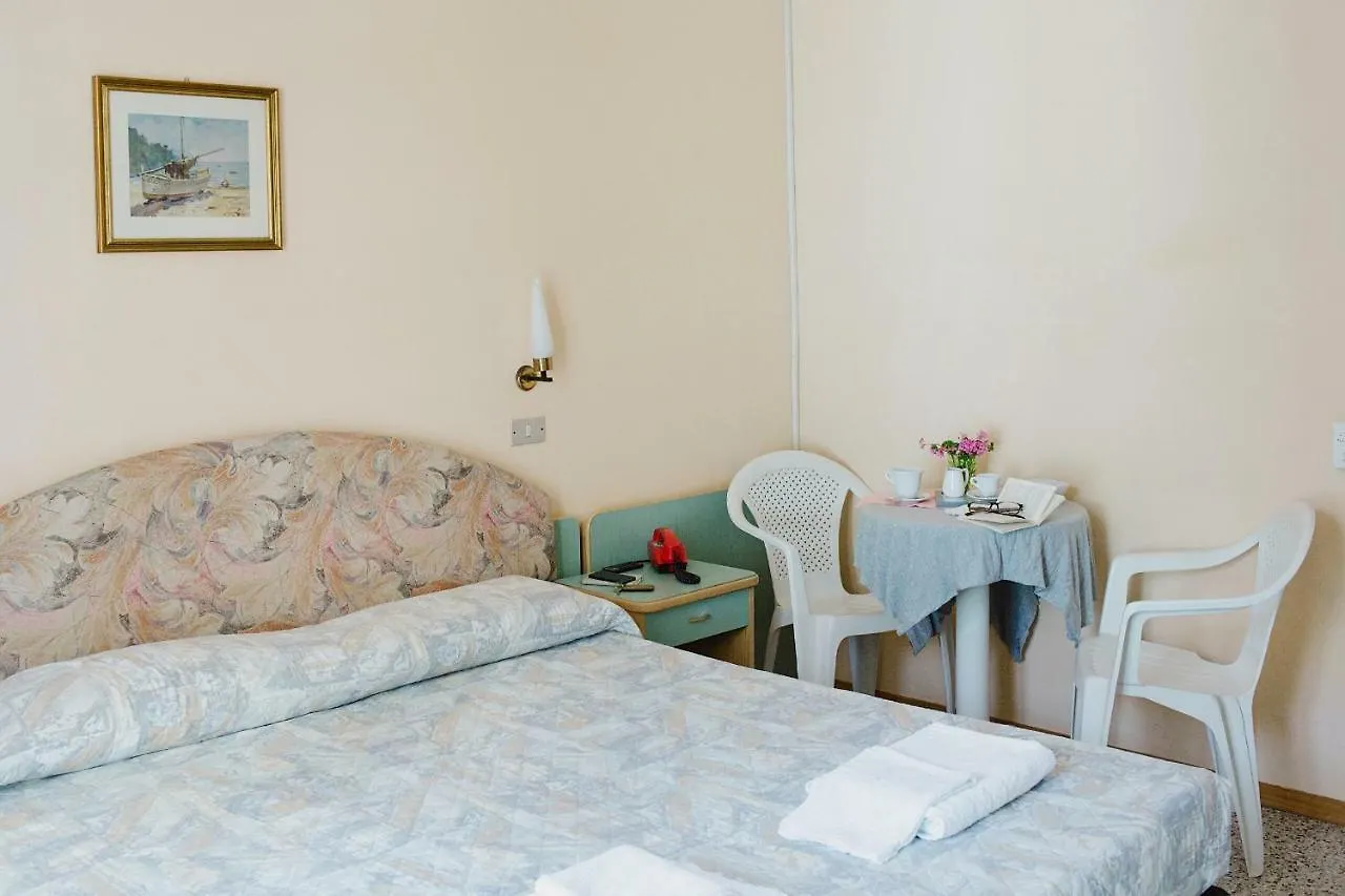 ***  Hotel Villa Lauretta Bellaria-Igea Marina Italia